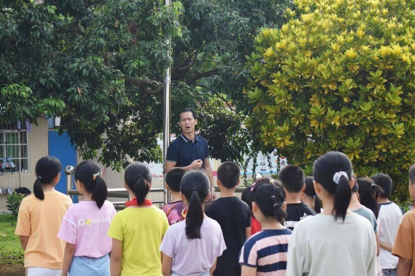 必看！回顾 2023 年那些性价比的数码产品，你在用几个？